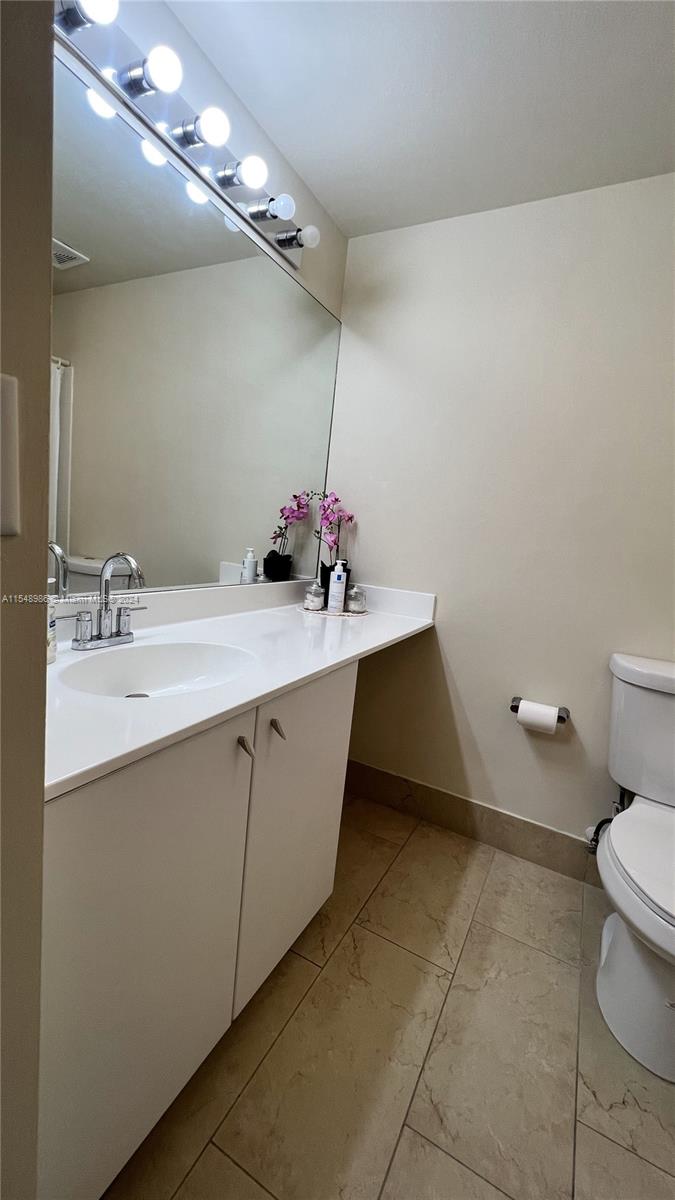 5860 W Sample Rd 207, Coral Springs, FL 33067, 2 Bedrooms Bedrooms, ,2 BathroomsBathrooms,Residential,For Sale,Sample Rd,A11548986