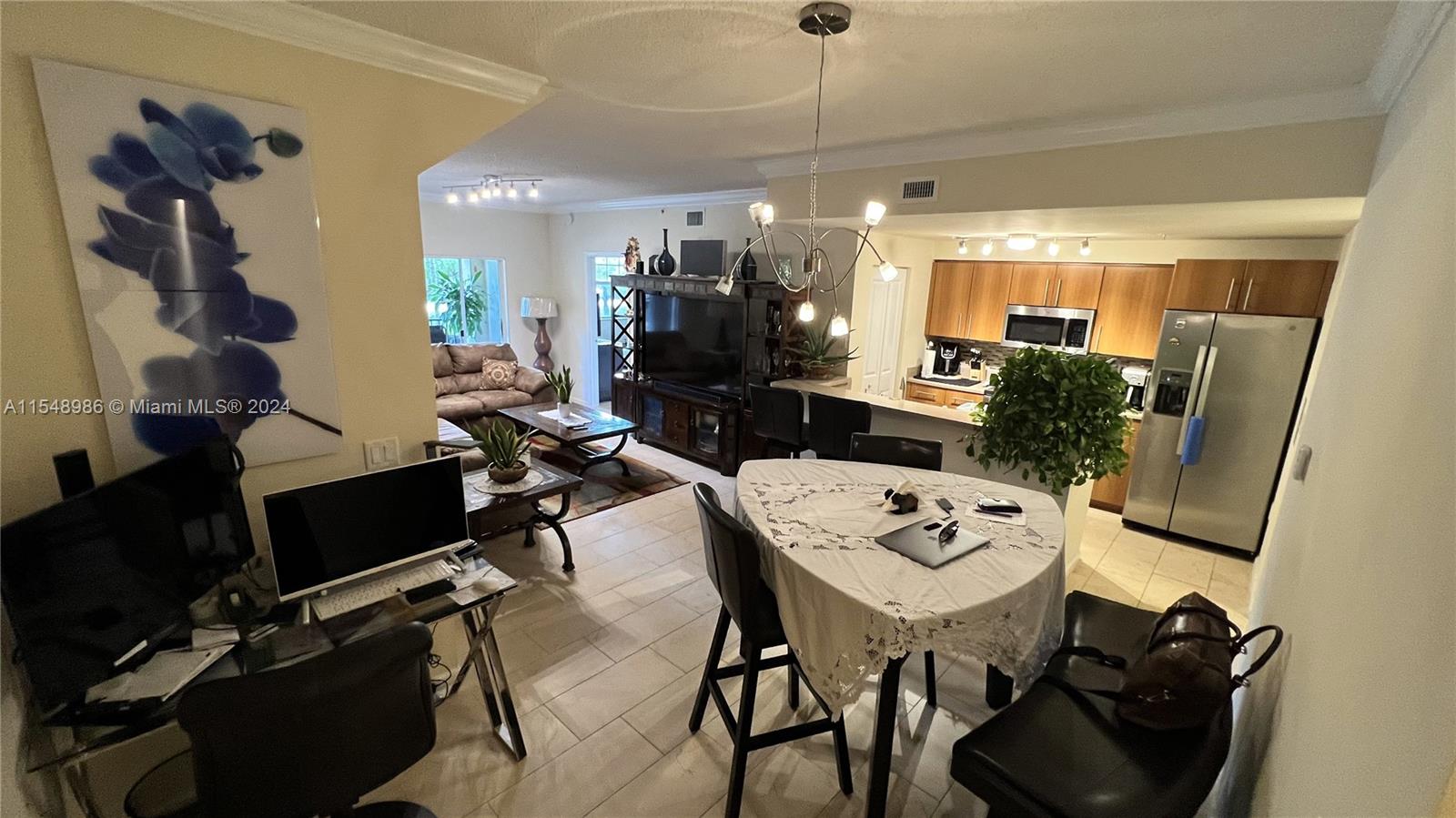 5860 W Sample Rd 207, Coral Springs, FL 33067, 2 Bedrooms Bedrooms, ,2 BathroomsBathrooms,Residential,For Sale,Sample Rd,A11548986