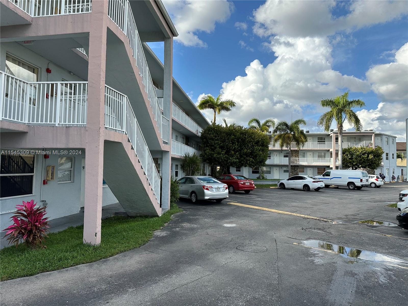 7101 89th Ct, Miami, FL, 33173 United States, 1 Bedroom Bedrooms, ,1 BathroomBathrooms,Residential,For Sale,89th Ct,A11545309