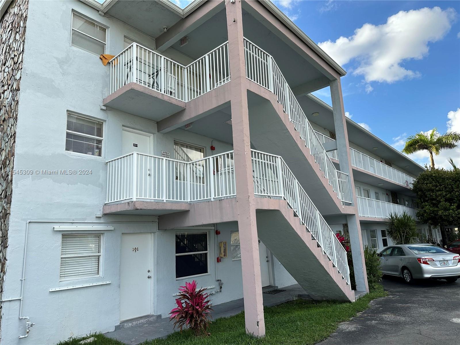 7101 SW 89th Ct 204, Miami, Florida 33173, 1 Bedroom Bedrooms, ,1 BathroomBathrooms,Residential,For Sale,7101 SW 89th Ct 204,A11545309