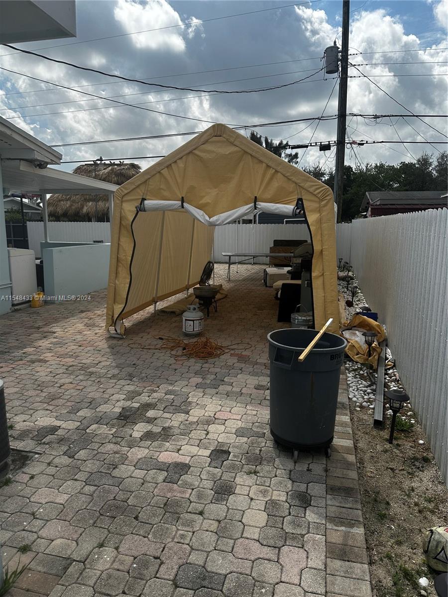 630 50th Pl, Hialeah, FL, 33012 United States, 3 Bedrooms Bedrooms, ,3 BathroomsBathrooms,Residential,For Sale,50th Pl,A11548433