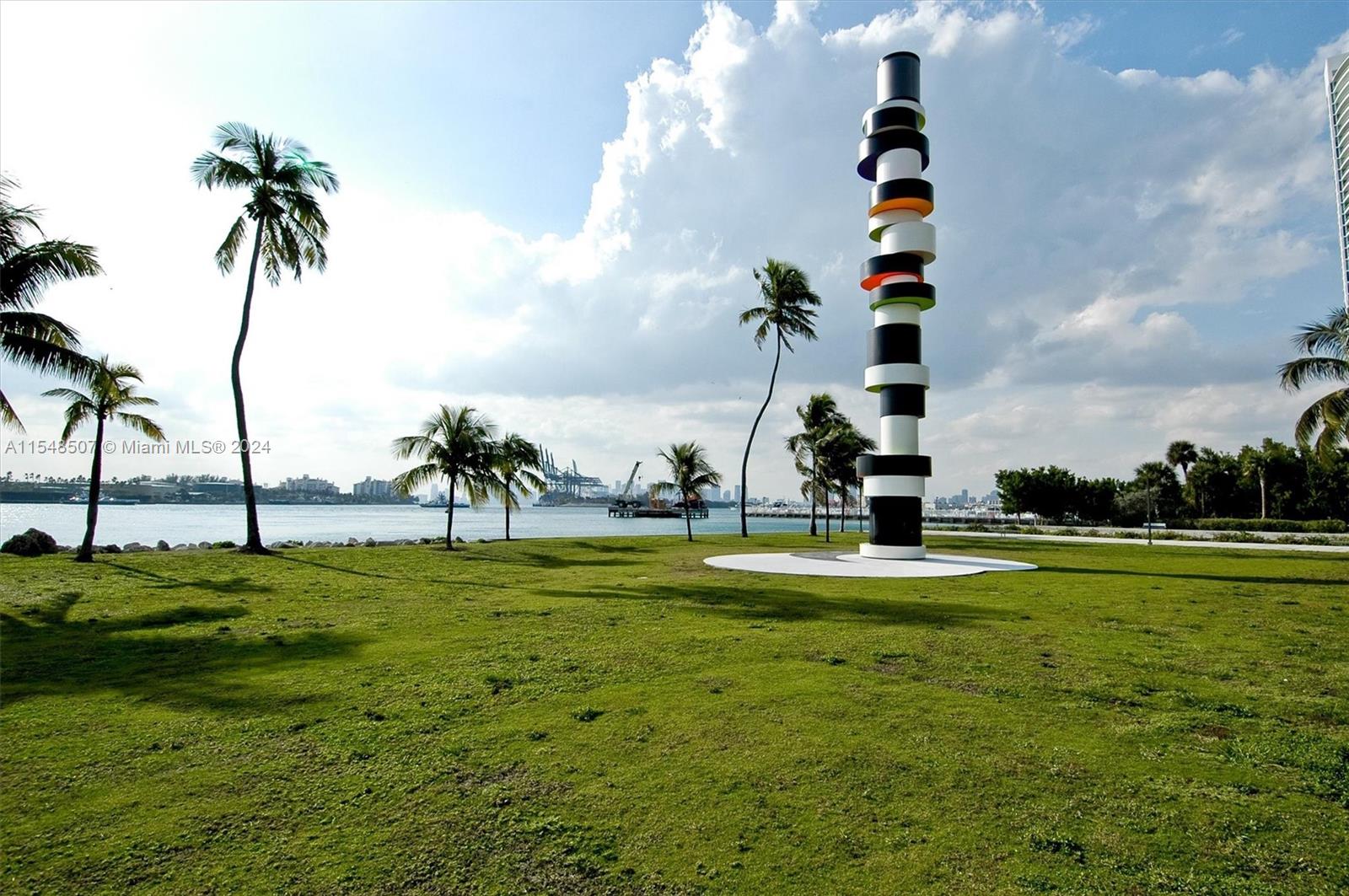 90 Alton Rd 2904, Miami Beach, Florida 33139, 2 Bedrooms Bedrooms, ,2 BathroomsBathrooms,Residential,For Sale,90 Alton Rd 2904,A11548507