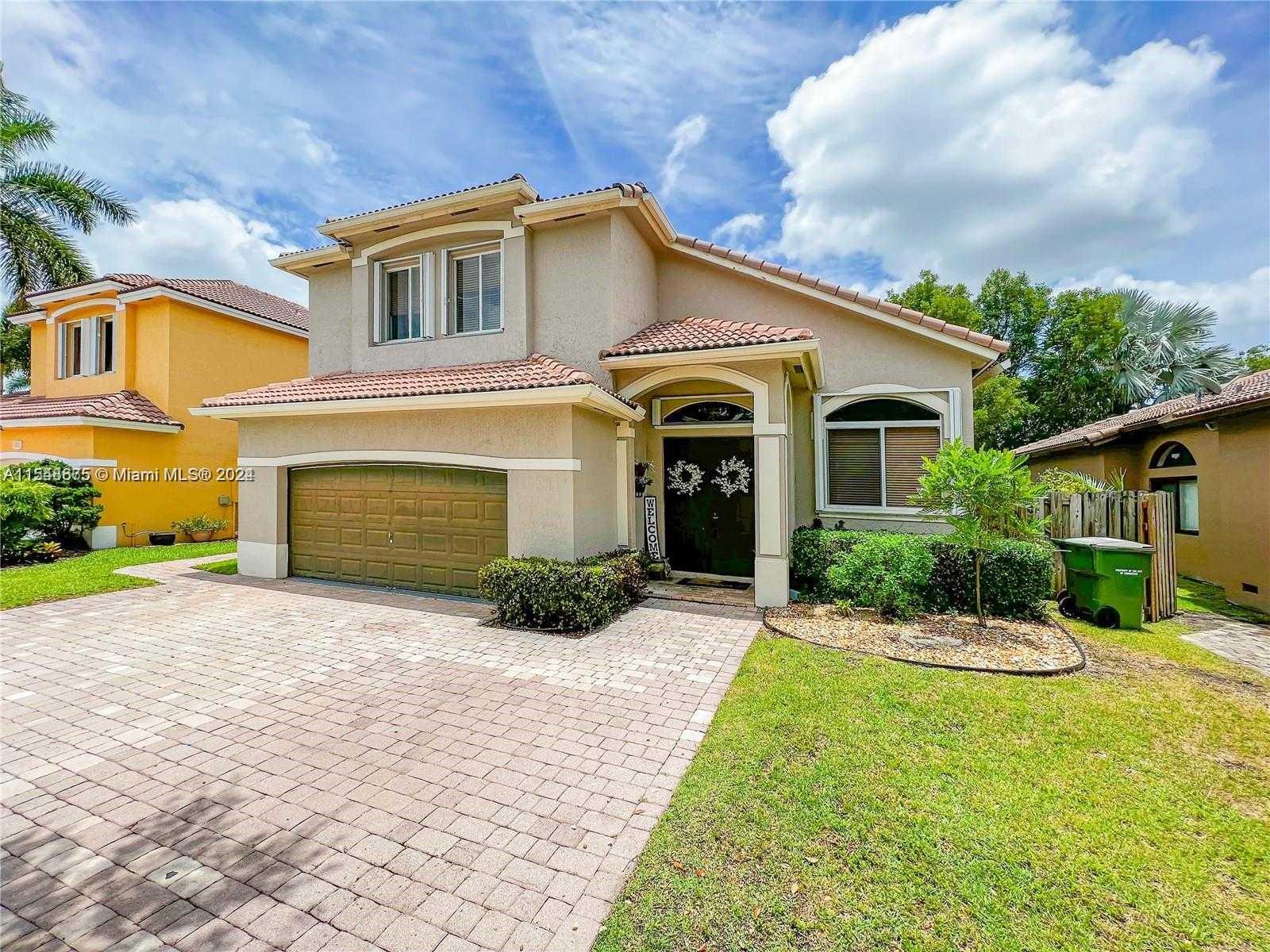 1861 SE 19th Ave, Homestead, Florida 33035, 4 Bedrooms Bedrooms, ,2 BathroomsBathrooms,Residentiallease,For Rent,1861 SE 19th Ave,A11548675