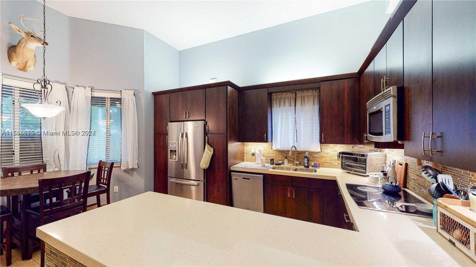 1861 SE 19th Ave, Homestead, Florida 33035, 4 Bedrooms Bedrooms, ,2 BathroomsBathrooms,Residentiallease,For Rent,1861 SE 19th Ave,A11548675