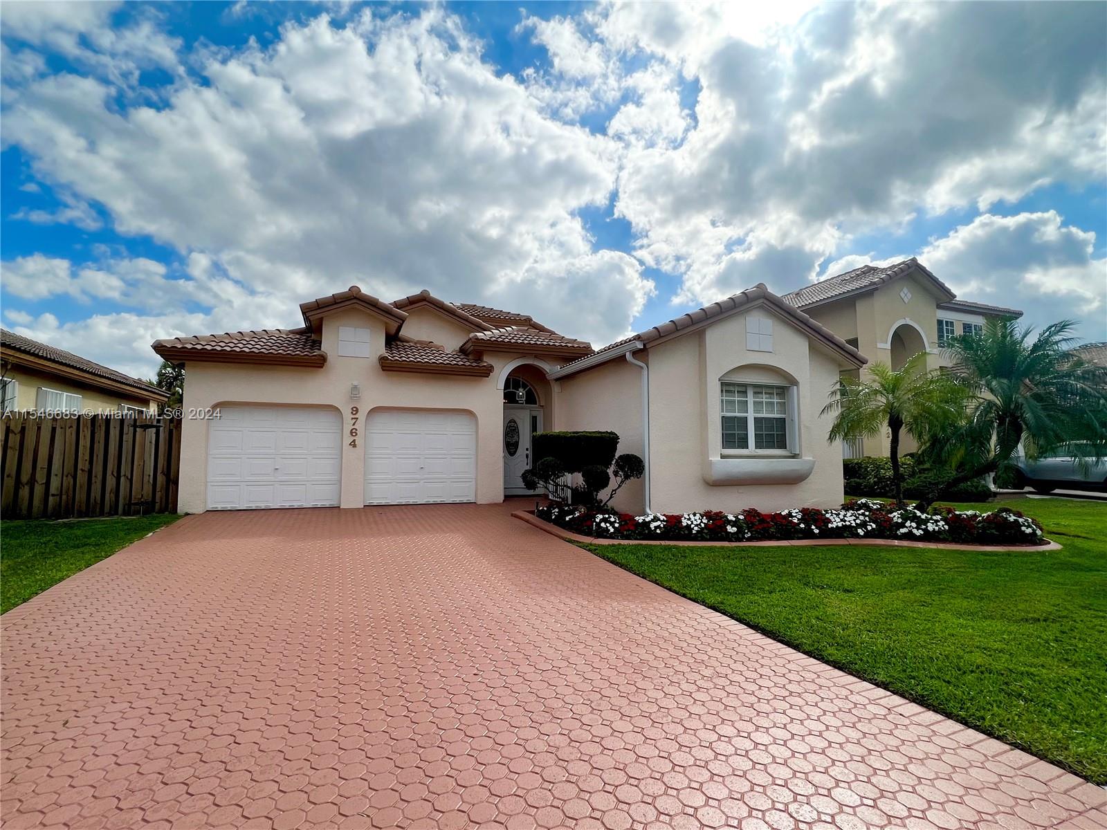 9764 32nd St, Doral, FL, 33172 United States, 4 Bedrooms Bedrooms, ,3 BathroomsBathrooms,Residential,For Sale,32nd St,A11546683