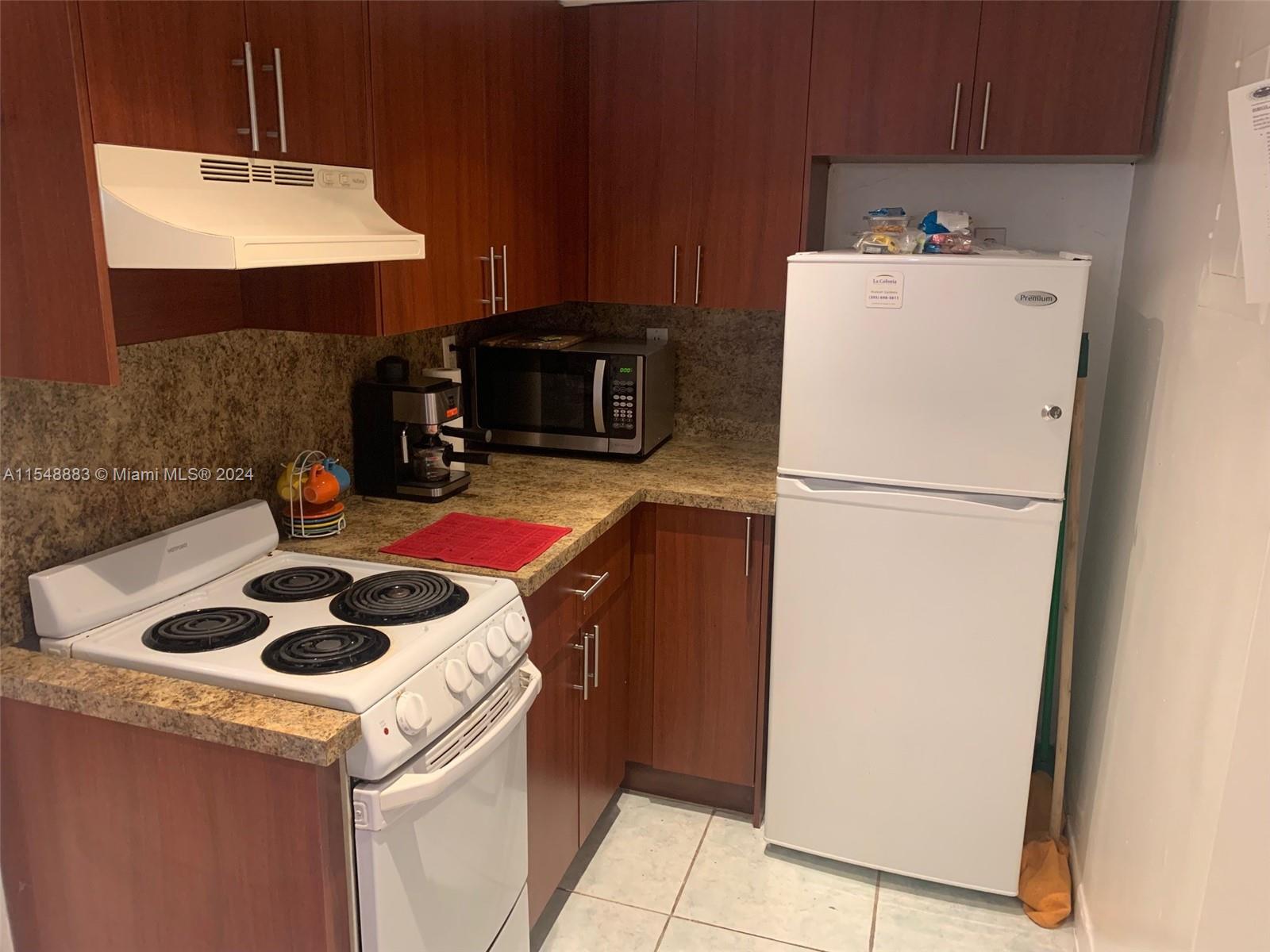 6960 Miami Gardens Dr, Hialeah, FL, 33015 United States, 1 Bedroom Bedrooms, ,1 BathroomBathrooms,Residential,For Sale,Miami Gardens Dr,A11548883