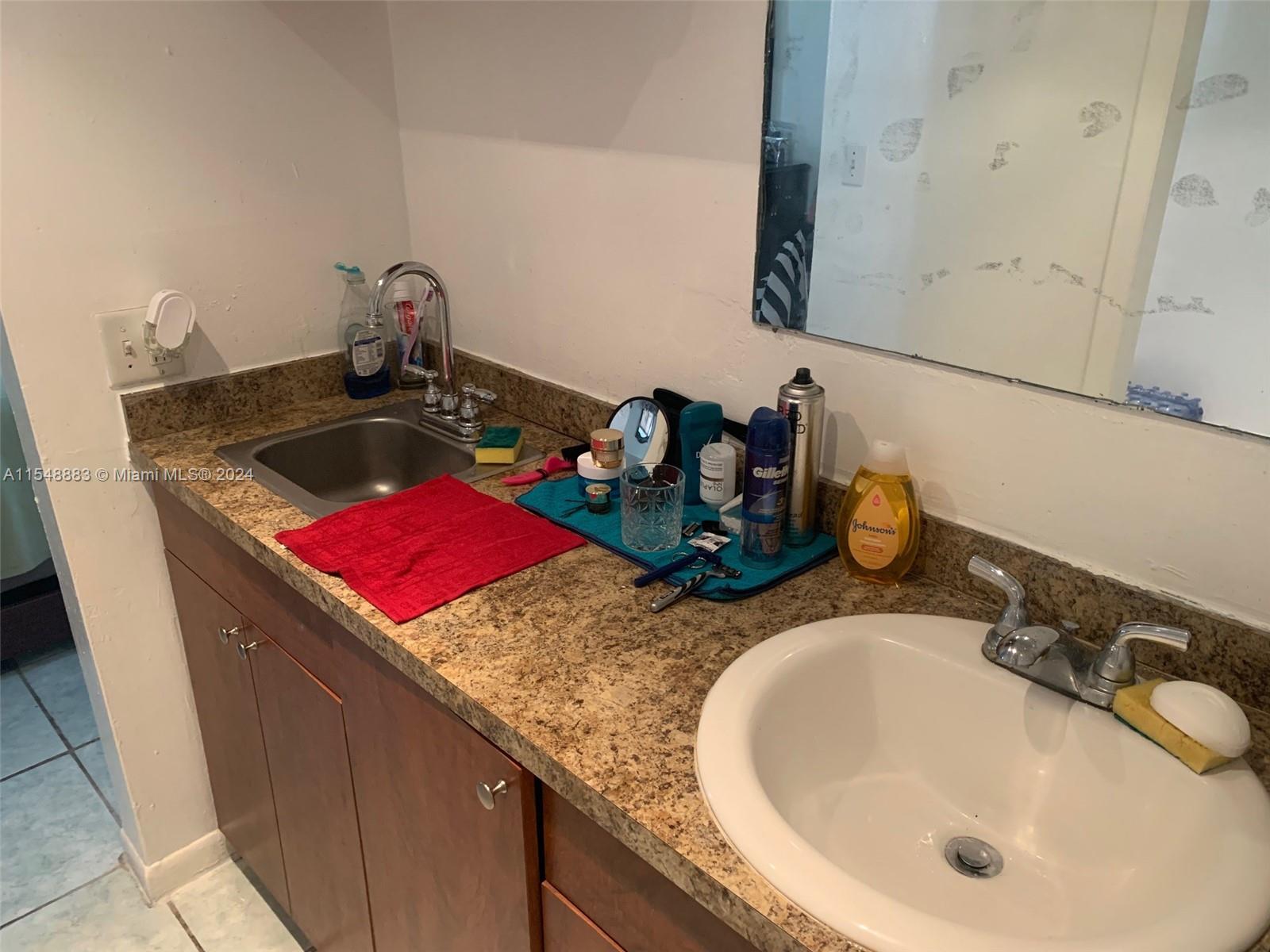 6960 Miami Gardens Dr, Hialeah, FL, 33015 United States, 1 Bedroom Bedrooms, ,1 BathroomBathrooms,Residential,For Sale,Miami Gardens Dr,A11548883