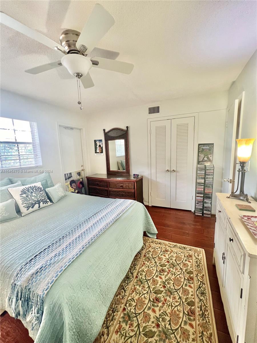 2134 36th St, Lighthouse Point, FL, 33064 United States, 2 Bedrooms Bedrooms, ,2 BathroomsBathrooms,Residential,For Sale,36th St,A11545470