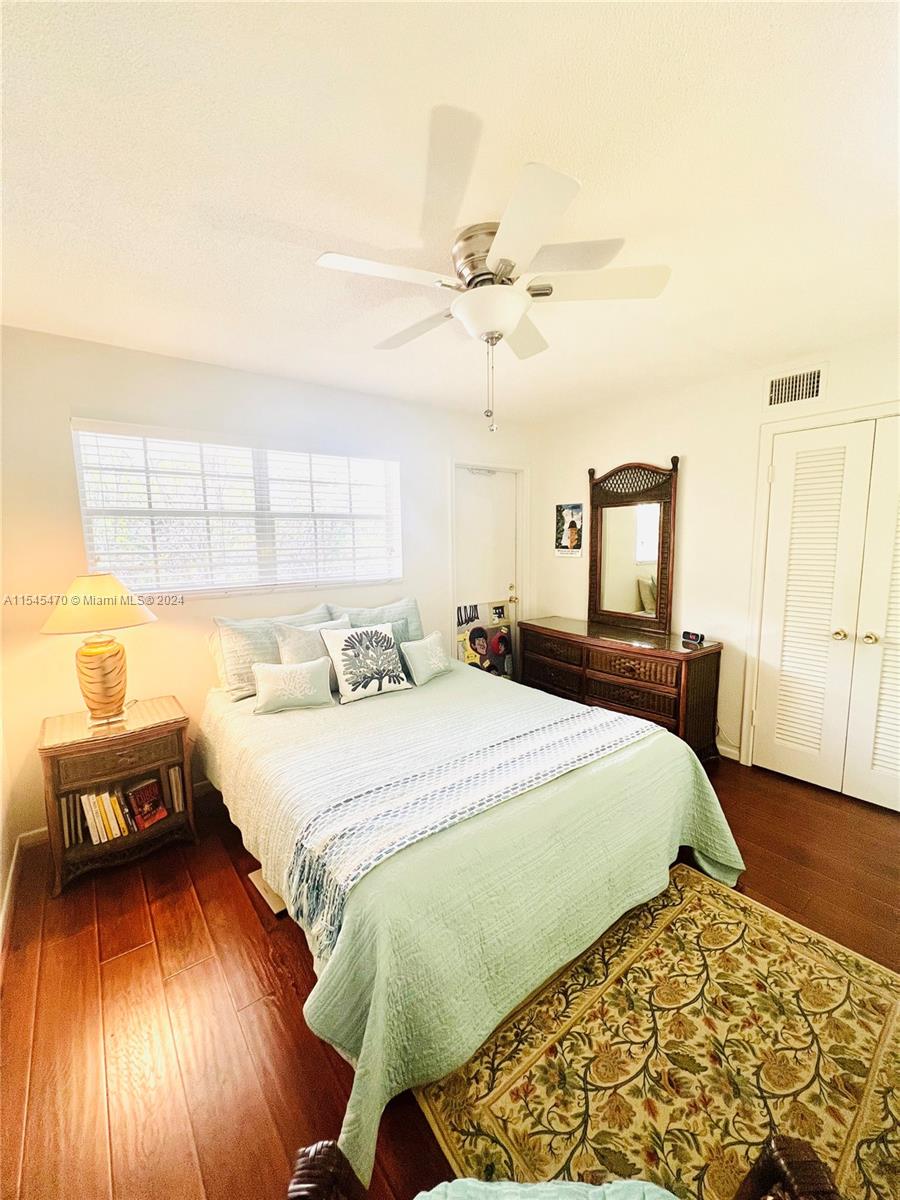 2134 36th St, Lighthouse Point, FL, 33064 United States, 2 Bedrooms Bedrooms, ,2 BathroomsBathrooms,Residential,For Sale,36th St,A11545470