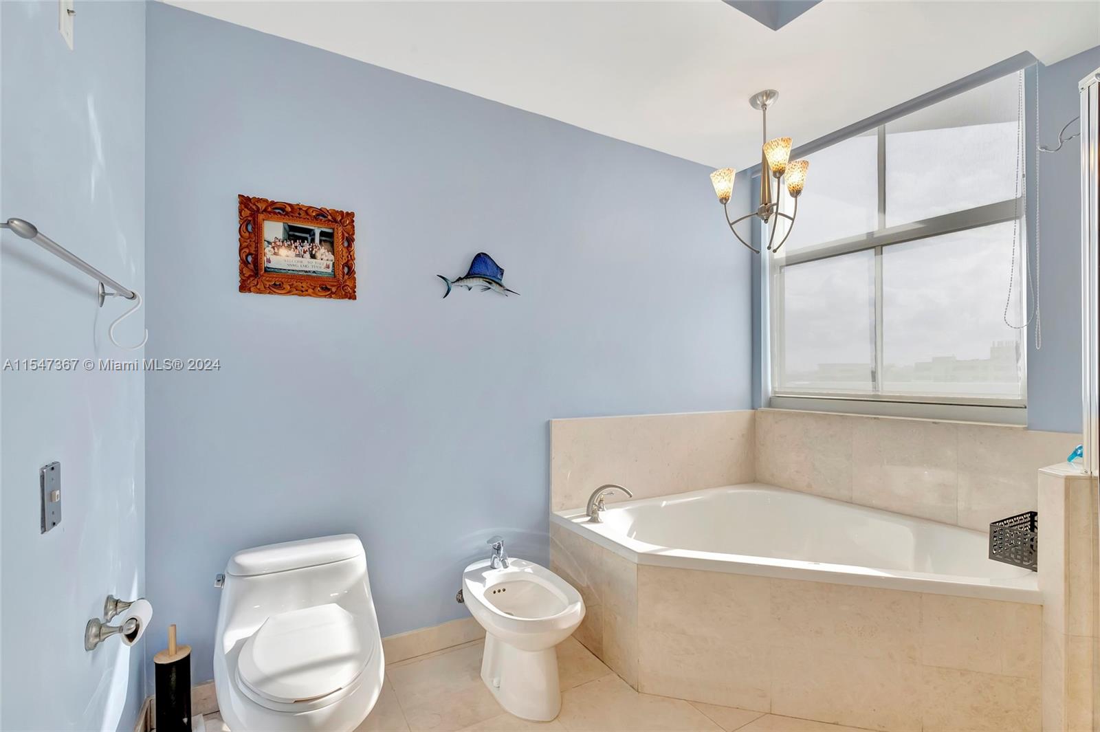 9751 Bay Harbor Dr, Bay Harbor Islands, FL, 33154 United States, 3 Bedrooms Bedrooms, ,2 BathroomsBathrooms,Residential,For Sale,Bay Harbor Dr,A11547367