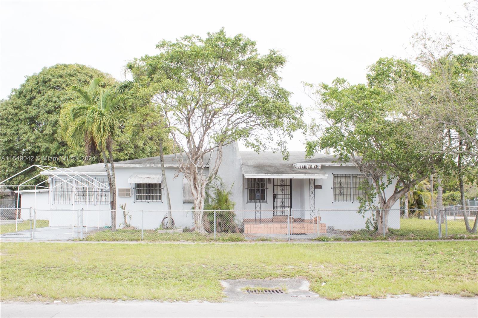 901 34th St, Miami, FL, 33127 United States, 3 Bedrooms Bedrooms, ,2 BathroomsBathrooms,Residential,For Sale,34th St,A11549042