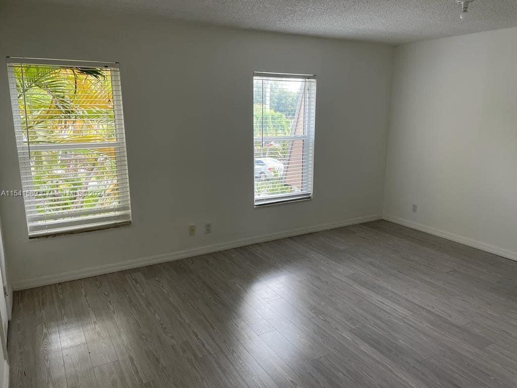 Hallandale Beach, Florida 33009, 3 Bedrooms Bedrooms, ,2 BathroomsBathrooms,Residential,For Sale,A11541589