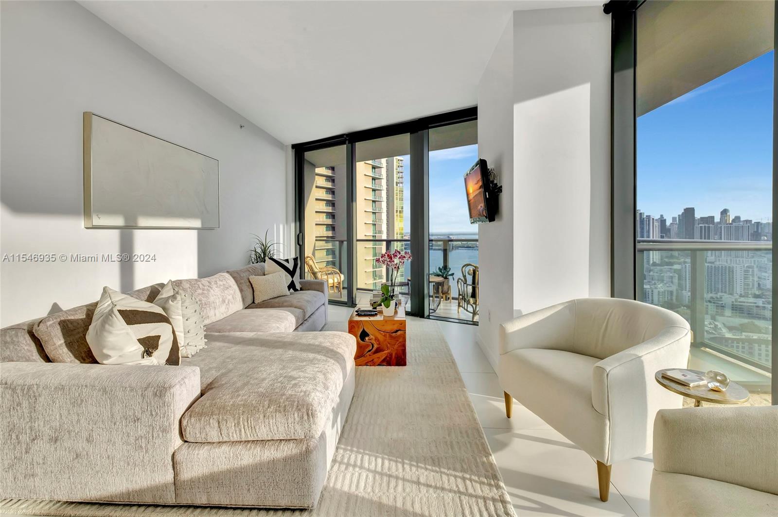 501 NE 31 St 3708, Miami, Florida 33137, 2 Bedrooms Bedrooms, ,2 BathroomsBathrooms,Residential,For Sale,501 NE 31 St 3708,A11546935