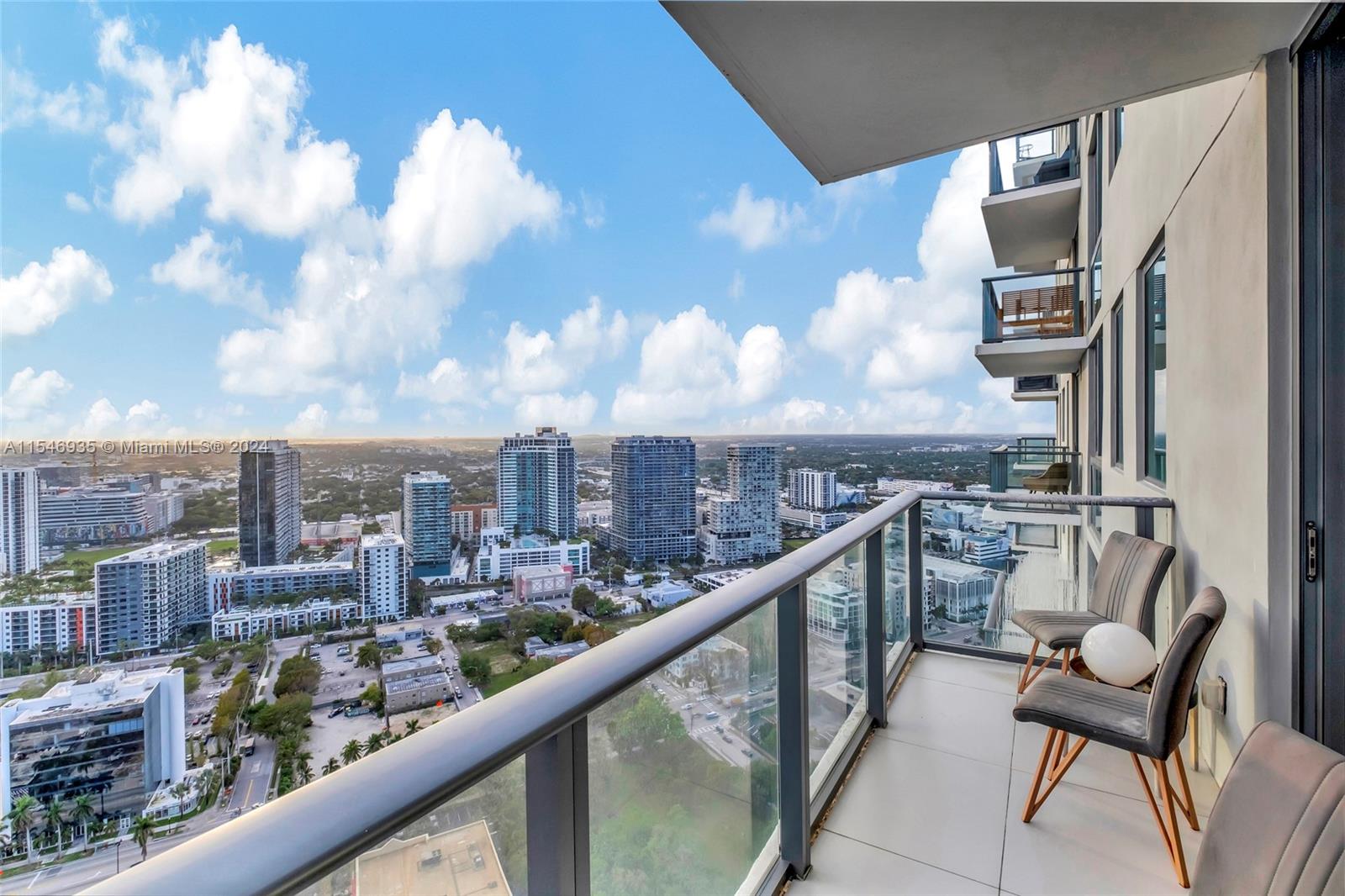 501 NE 31 St 3708, Miami, Florida 33137, 2 Bedrooms Bedrooms, ,2 BathroomsBathrooms,Residential,For Sale,501 NE 31 St 3708,A11546935