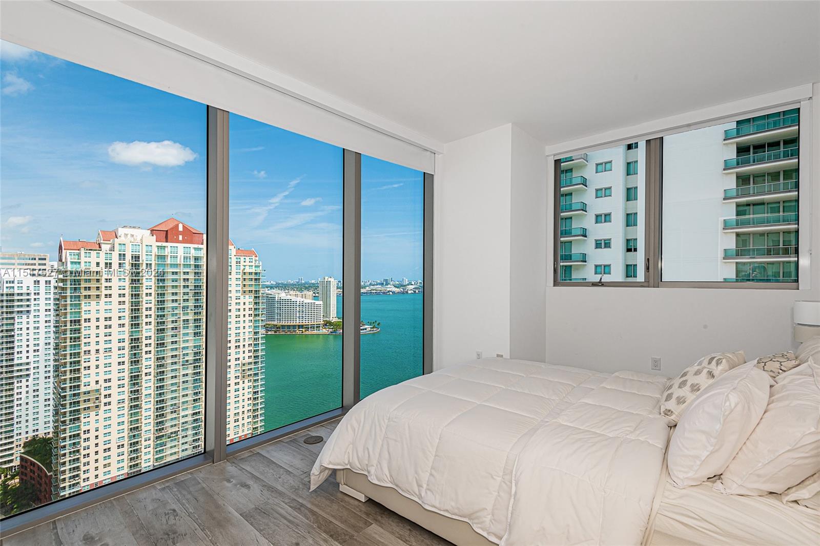 1300 Brickell Bay Dr, Miami, FL, 33131 United States, 3 Bedrooms Bedrooms, ,2 BathroomsBathrooms,Residential,For Sale,Brickell Bay Dr,A11547527