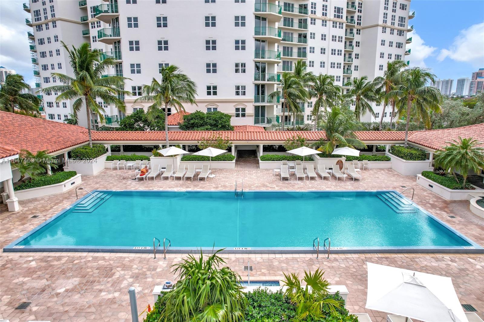 19900 E Country Club Dr 1007, Aventura, Florida 33180, 2 Bedrooms Bedrooms, ,2 BathroomsBathrooms,Residential,For Sale,19900 E Country Club Dr 1007,A11547463