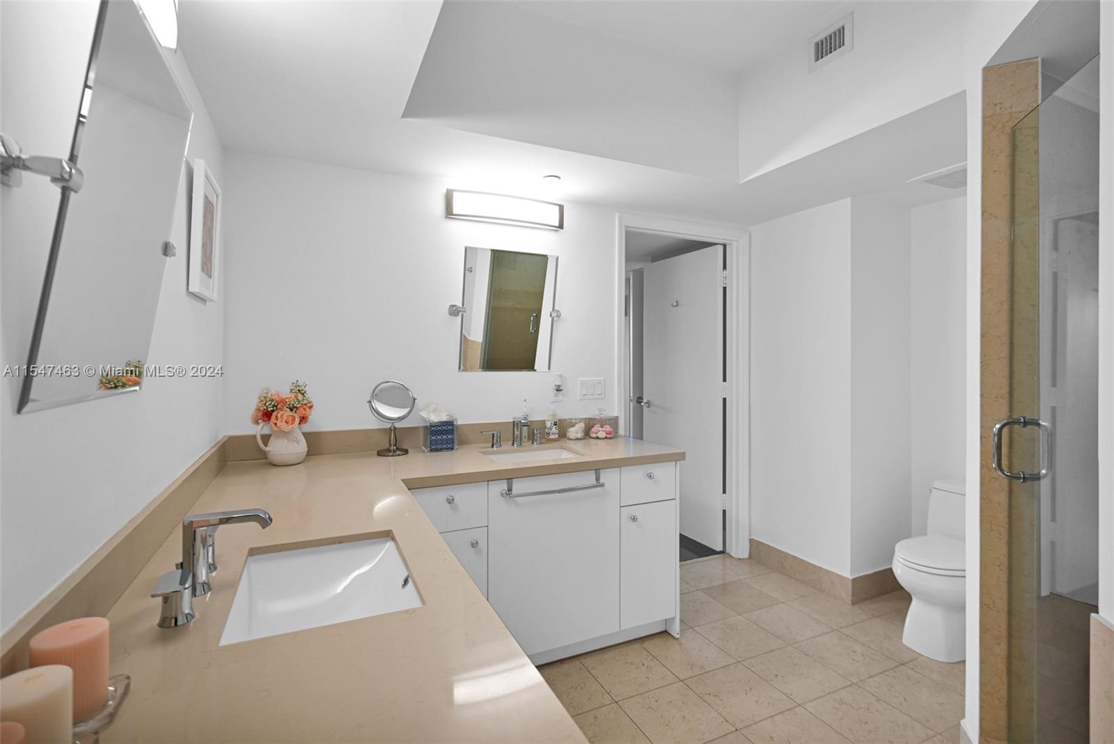 19900 E Country Club Dr 1007, Aventura, Florida 33180, 2 Bedrooms Bedrooms, ,2 BathroomsBathrooms,Residential,For Sale,19900 E Country Club Dr 1007,A11547463