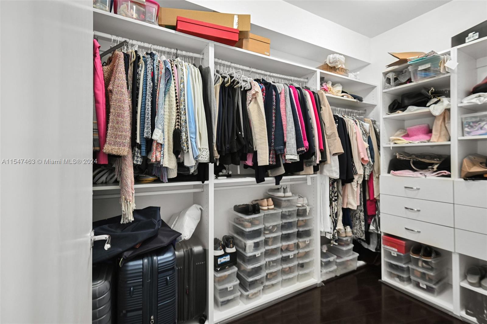 19900 E Country Club Dr 1007, Aventura, Florida 33180, 2 Bedrooms Bedrooms, ,2 BathroomsBathrooms,Residential,For Sale,19900 E Country Club Dr 1007,A11547463