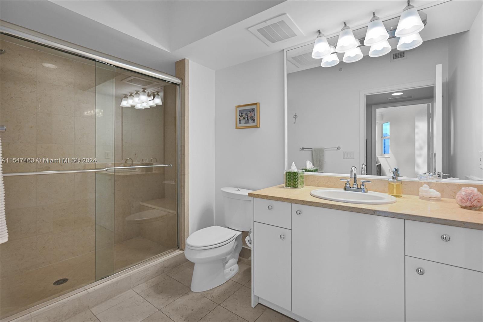 19900 E Country Club Dr 1007, Aventura, Florida 33180, 2 Bedrooms Bedrooms, ,2 BathroomsBathrooms,Residential,For Sale,19900 E Country Club Dr 1007,A11547463