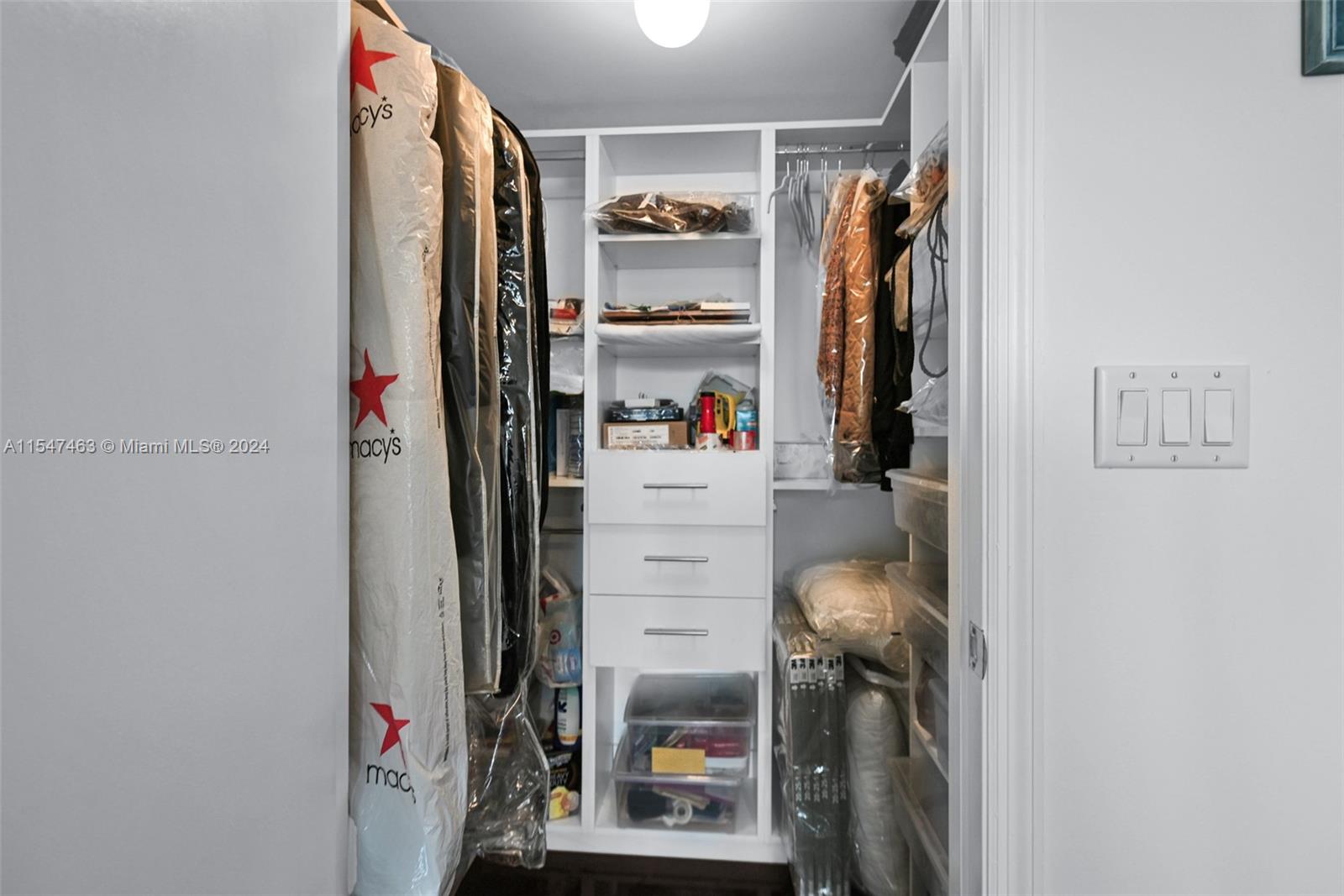 19900 E Country Club Dr 1007, Aventura, Florida 33180, 2 Bedrooms Bedrooms, ,2 BathroomsBathrooms,Residential,For Sale,19900 E Country Club Dr 1007,A11547463