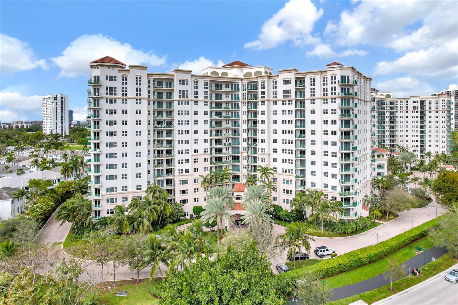 19900 E Country Club Dr 1007, Aventura, Florida 33180, 2 Bedrooms Bedrooms, ,2 BathroomsBathrooms,Residential,For Sale,19900 E Country Club Dr 1007,A11547463