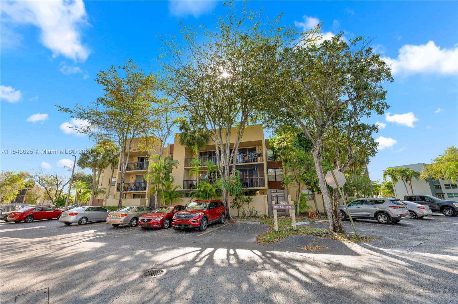 10835 112th Ave, Miami, FL, 33176 United States, 1 Bedroom Bedrooms, ,1 BathroomBathrooms,Residential,For Sale,112th Ave,A11543025