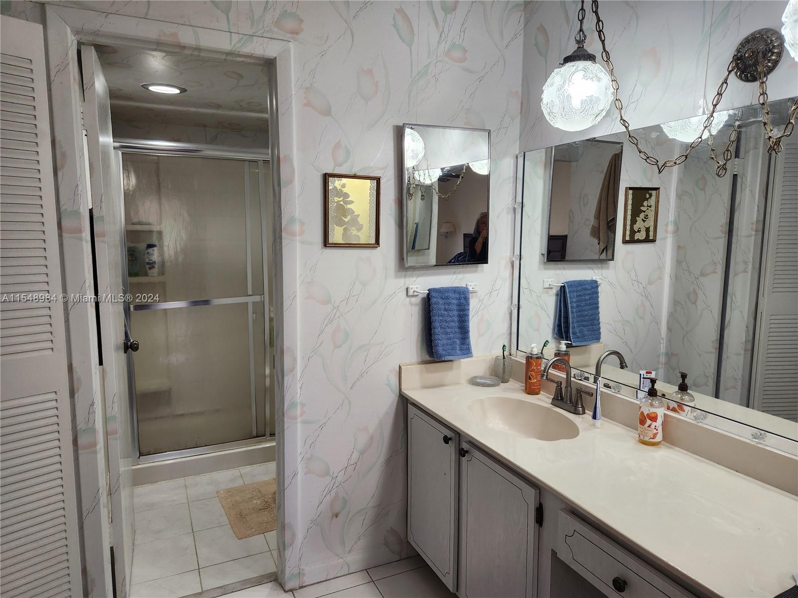 8240 SW 24th St 5214, North Lauderdale, Florida 33068, 2 Bedrooms Bedrooms, ,2 BathroomsBathrooms,Residential,For Sale,8240 SW 24th St 5214,A11548984