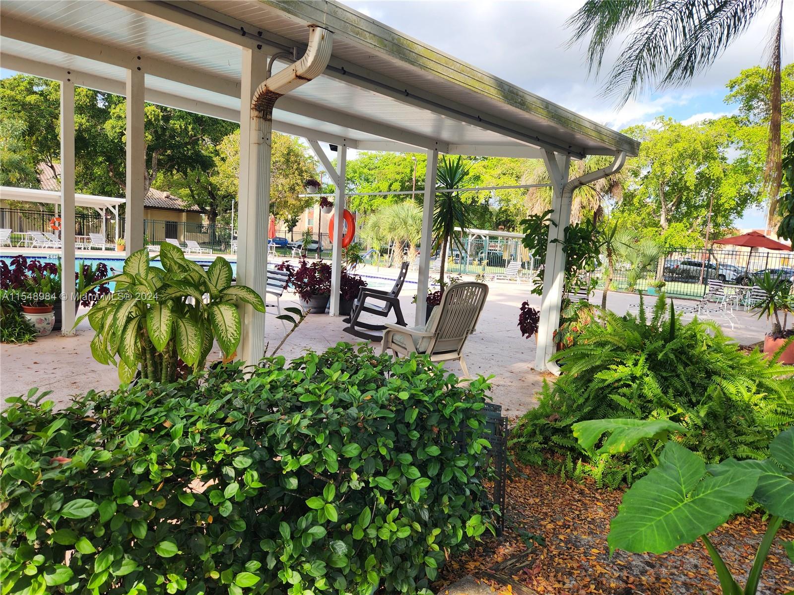 8240 SW 24th St 5214, North Lauderdale, Florida 33068, 2 Bedrooms Bedrooms, ,2 BathroomsBathrooms,Residential,For Sale,8240 SW 24th St 5214,A11548984