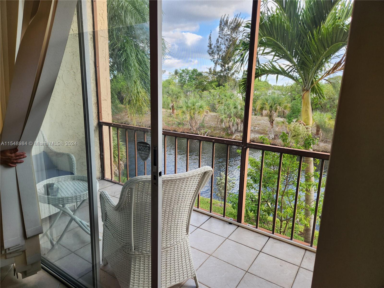 8240 SW 24th St 5214, North Lauderdale, Florida 33068, 2 Bedrooms Bedrooms, ,2 BathroomsBathrooms,Residential,For Sale,8240 SW 24th St 5214,A11548984