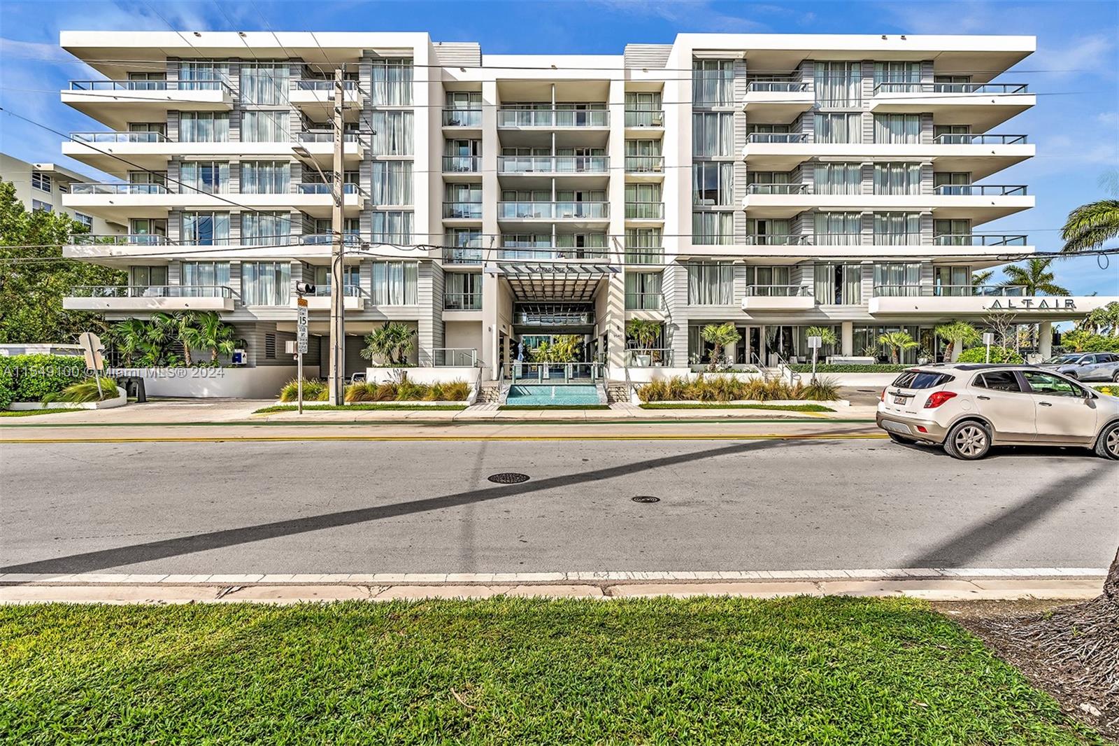 9540 W Bay Harbor Dr #220 For Sale A11549100, FL