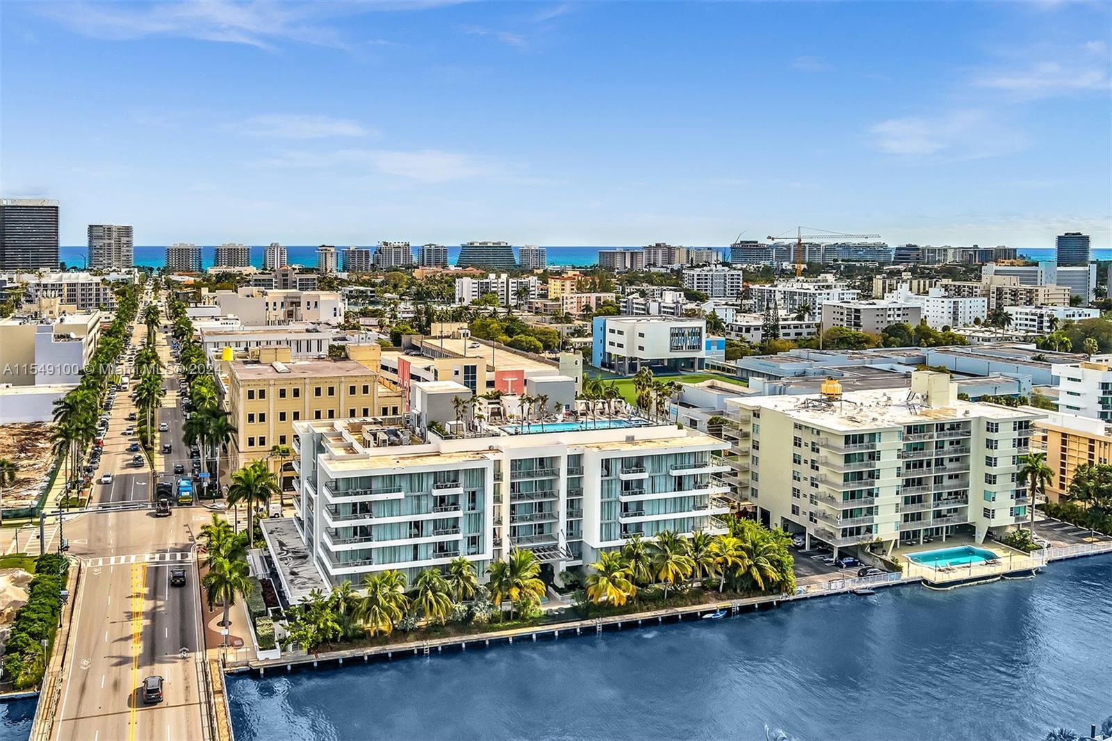 9540 W Bay Harbor Dr 220, Bay Harbor Islands, Florida 33154, 2 Bedrooms Bedrooms, ,2 BathroomsBathrooms,Residential,For Sale,9540 W Bay Harbor Dr 220,A11549100