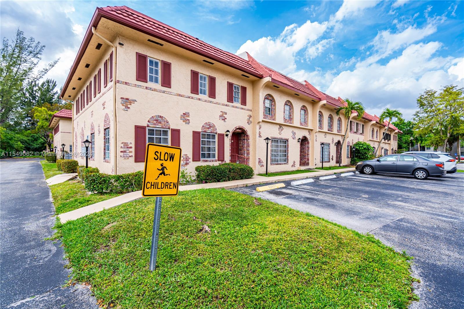 3060 Riverside Dr, Coral Springs, FL, 33065 United States, 3 Bedrooms Bedrooms, ,2 BathroomsBathrooms,Residential,For Sale,Riverside Dr,A11549062