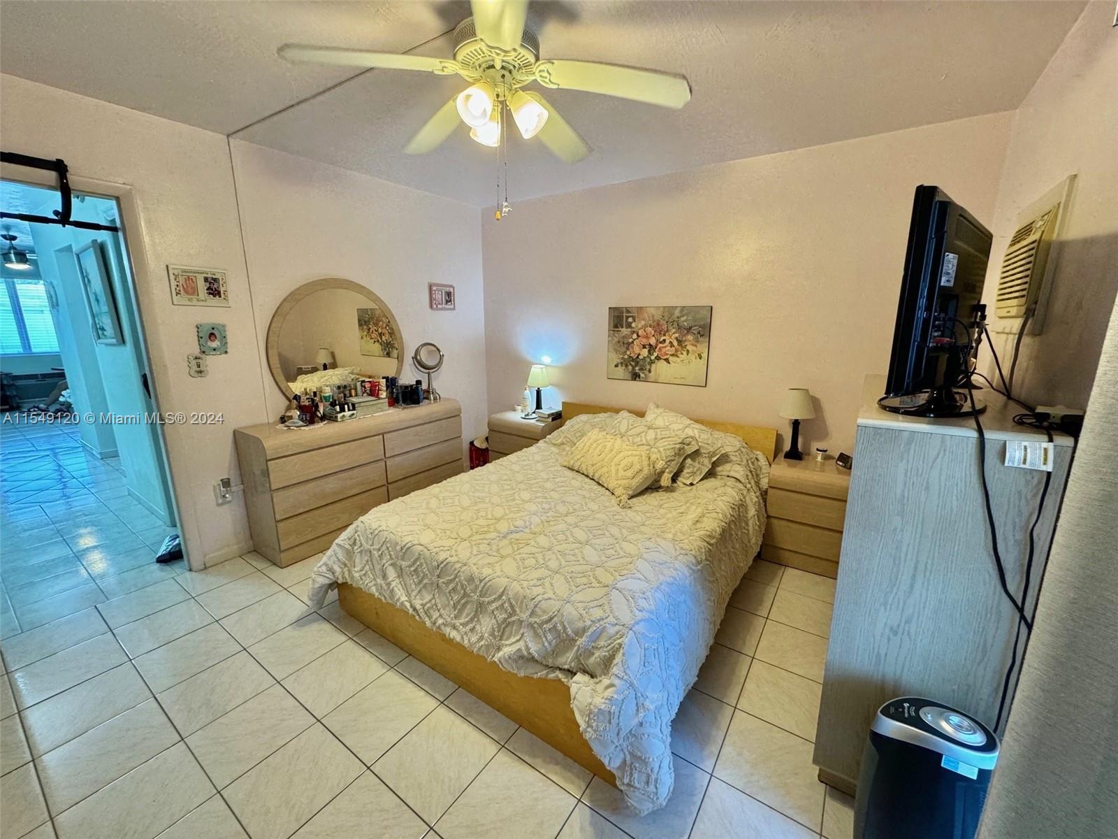 15610 NE 6th Ave 36B, Miami, Florida 33162, 1 Bedroom Bedrooms, ,1 BathroomBathrooms,Residential,For Sale,15610 NE 6th Ave 36B,A11549120