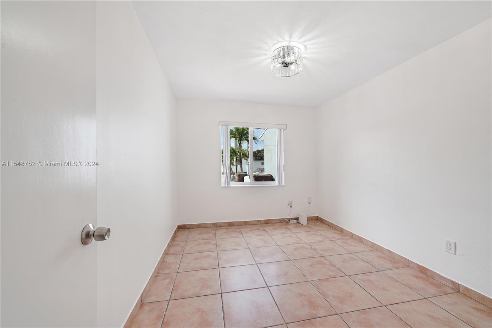 6521 16th Ave, Hialeah, FL, 33012 United States, 2 Bedrooms Bedrooms, ,1 BathroomBathrooms,Residential,For Sale,16th Ave,A11548752