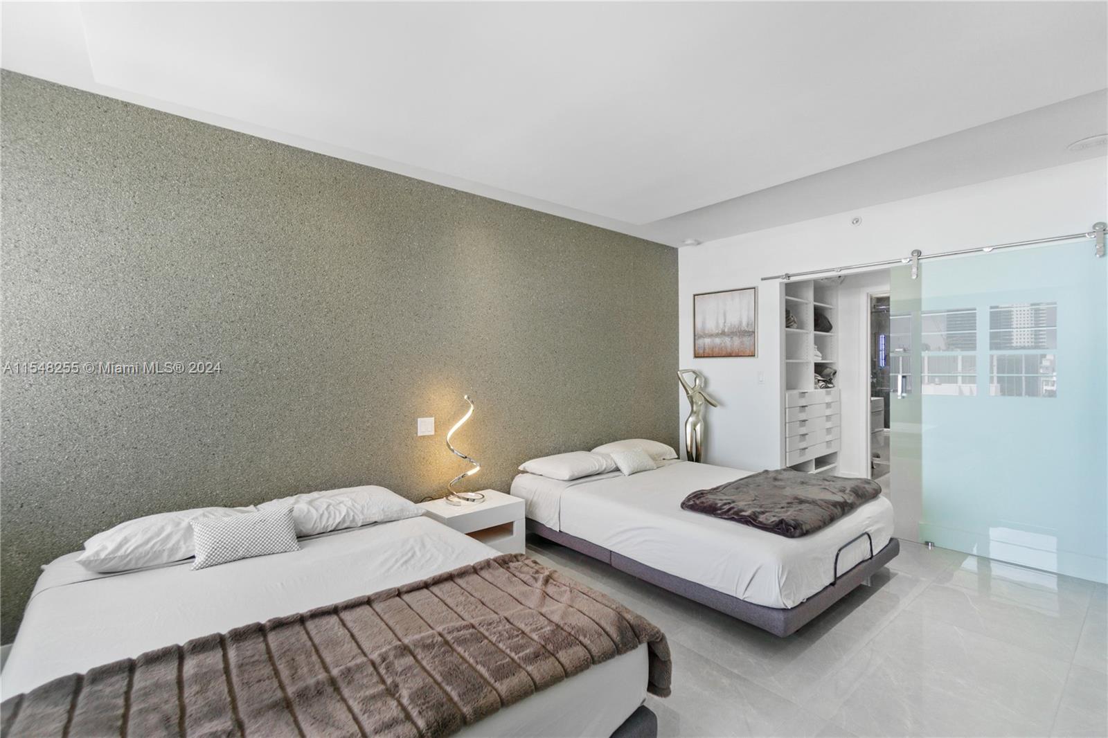 100 Lincoln Rd 1602, Miami Beach, Florida 33139, 1 Bedroom Bedrooms, ,1 BathroomBathrooms,Residentiallease,For Rent,100 Lincoln Rd 1602,A11548255