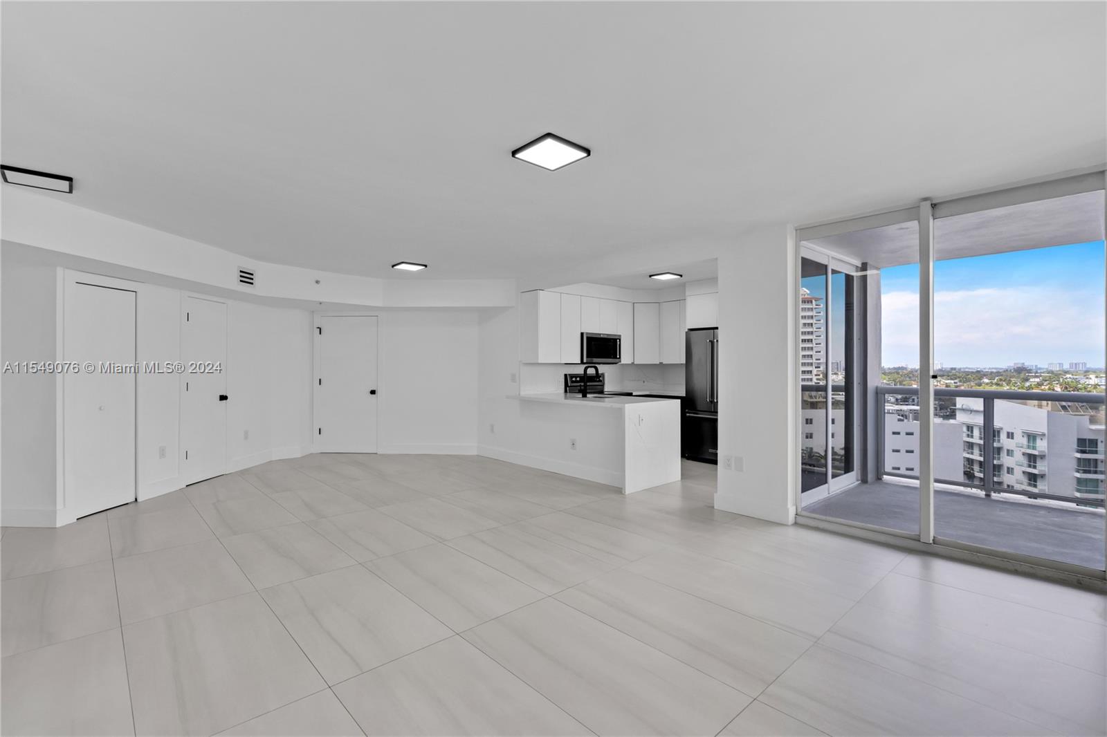 6301 Collins Ave 1108, Miami Beach, Florida 33141, 2 Bedrooms Bedrooms, ,2 BathroomsBathrooms,Residential,For Sale,6301 Collins Ave 1108,A11549076