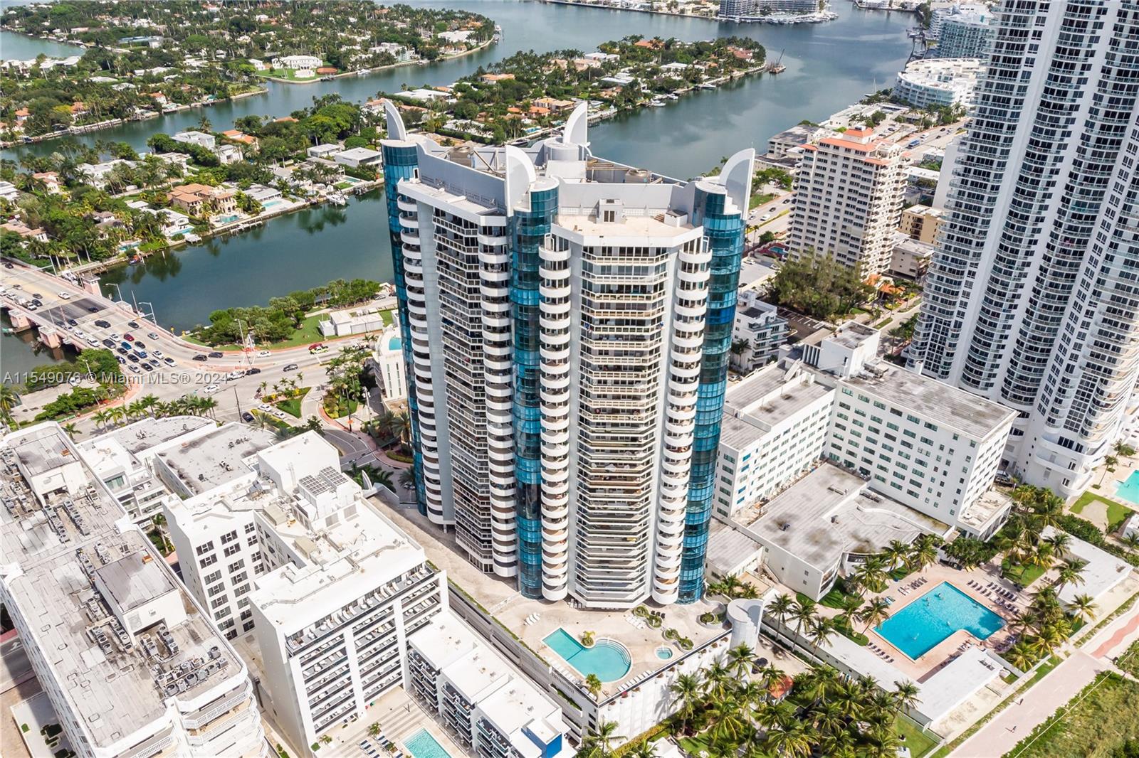 6301 Collins Ave 1108, Miami Beach, Florida 33141, 2 Bedrooms Bedrooms, ,2 BathroomsBathrooms,Residential,For Sale,6301 Collins Ave 1108,A11549076