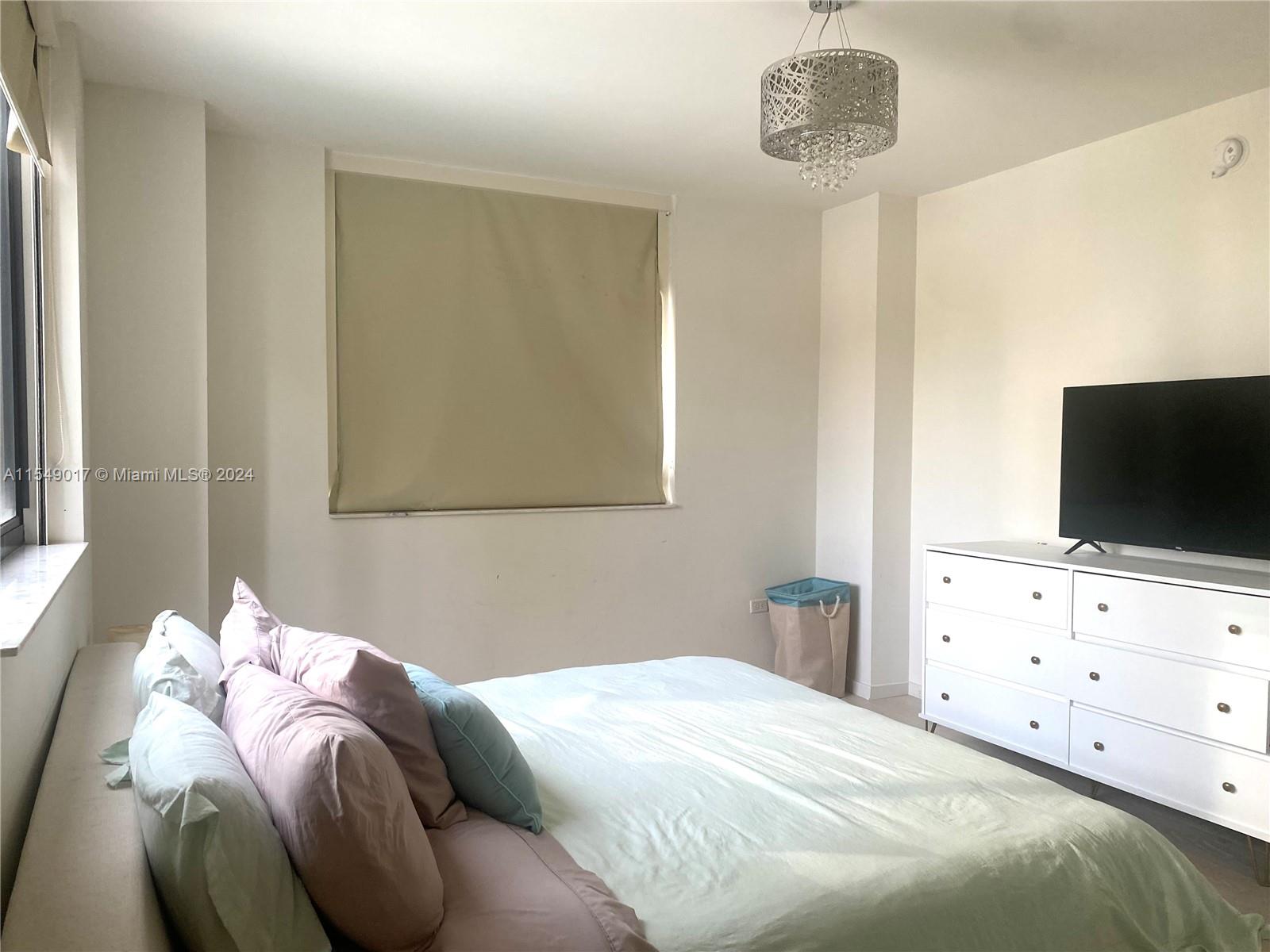 999 SW 1st Ave 1403, Miami, Florida 33130, 2 Bedrooms Bedrooms, ,1 BathroomBathrooms,Residential,For Sale,999 SW 1st Ave 1403,A11549017