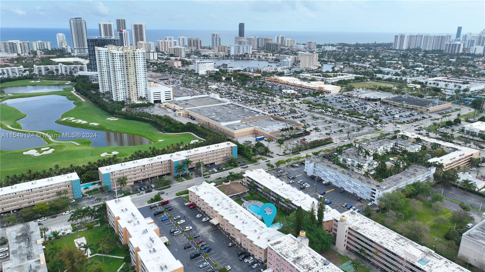 201 NE 14th Ave 8C, Hallandale Beach, Florida 33009, 1 Bedroom Bedrooms, ,1 BathroomBathrooms,Residential,For Sale,201 NE 14th Ave 8C,A11549124