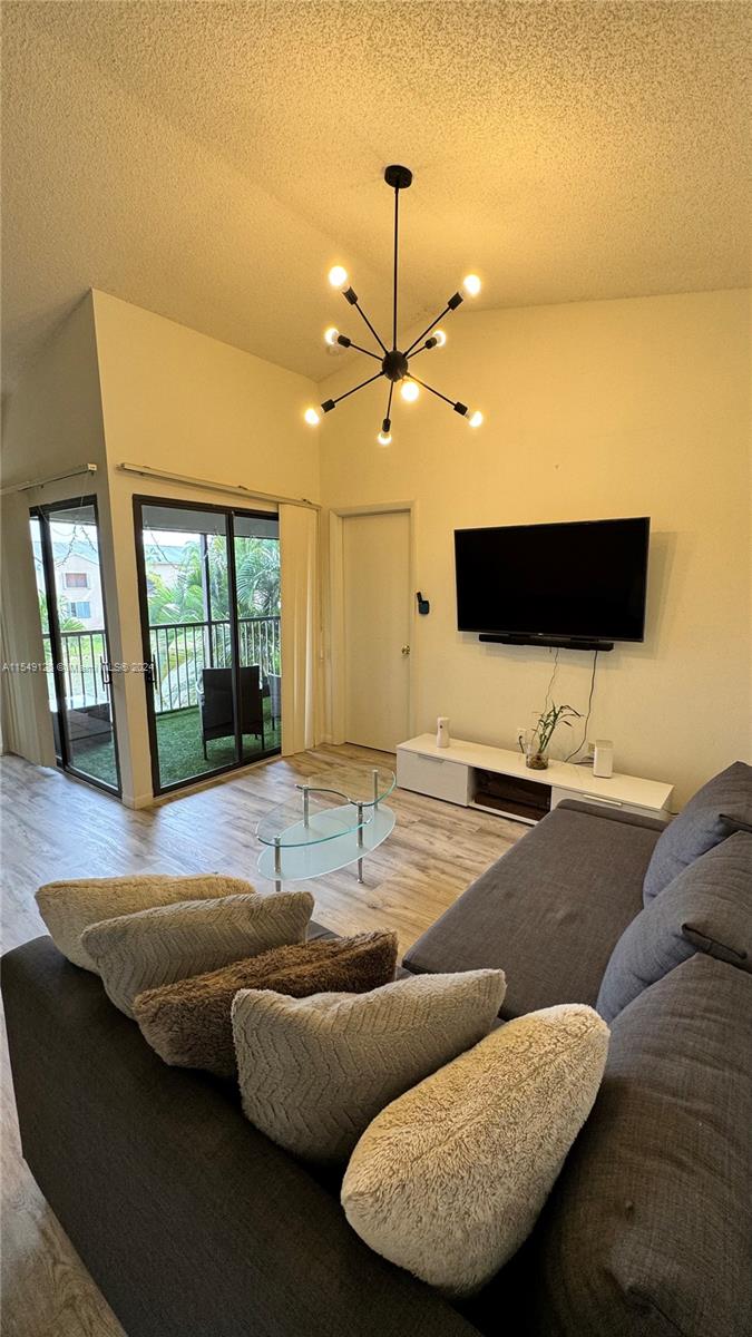 Homestead, Florida 33034, 2 Bedrooms Bedrooms, ,1 BathroomBathrooms,Residential,For Sale,A11549128