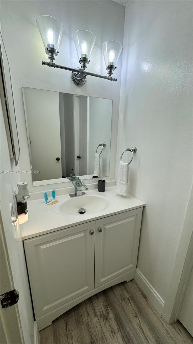 Homestead, Florida 33034, 2 Bedrooms Bedrooms, ,1 BathroomBathrooms,Residential,For Sale,A11549128