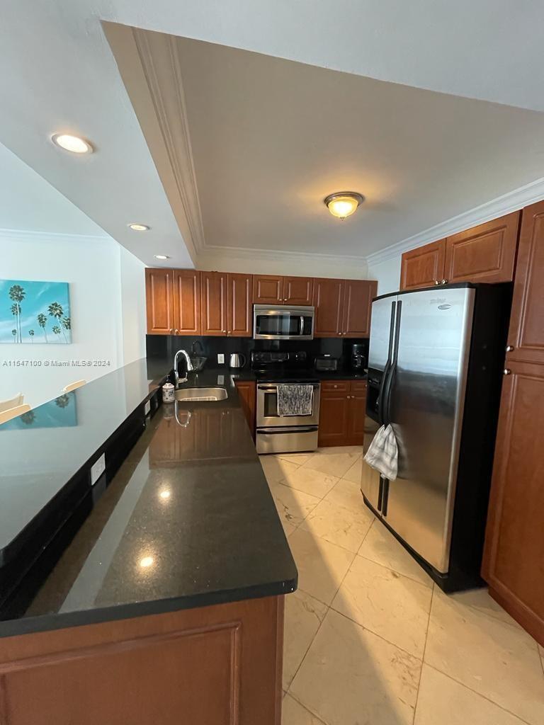 5601 Collins Ave 1612A, Miami Beach, Florida 33140, 2 Bedrooms Bedrooms, ,2 BathroomsBathrooms,Residential,For Sale,5601 Collins Ave 1612A,A11547100