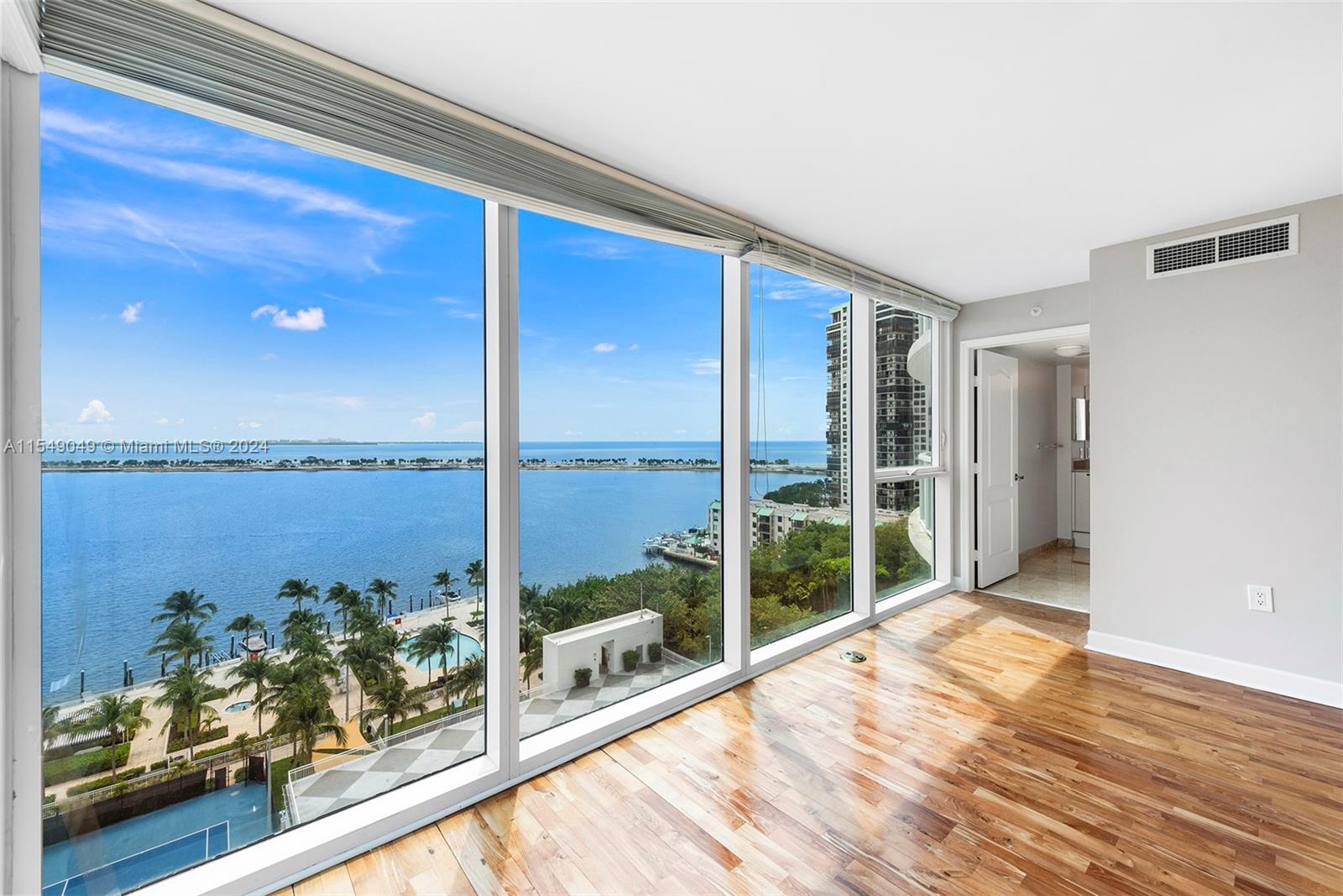 2101 Brickell Ave, Miami, FL, 33129 United States, 2 Bedrooms Bedrooms, ,2 BathroomsBathrooms,Residential,For Sale,Brickell Ave,A11549049