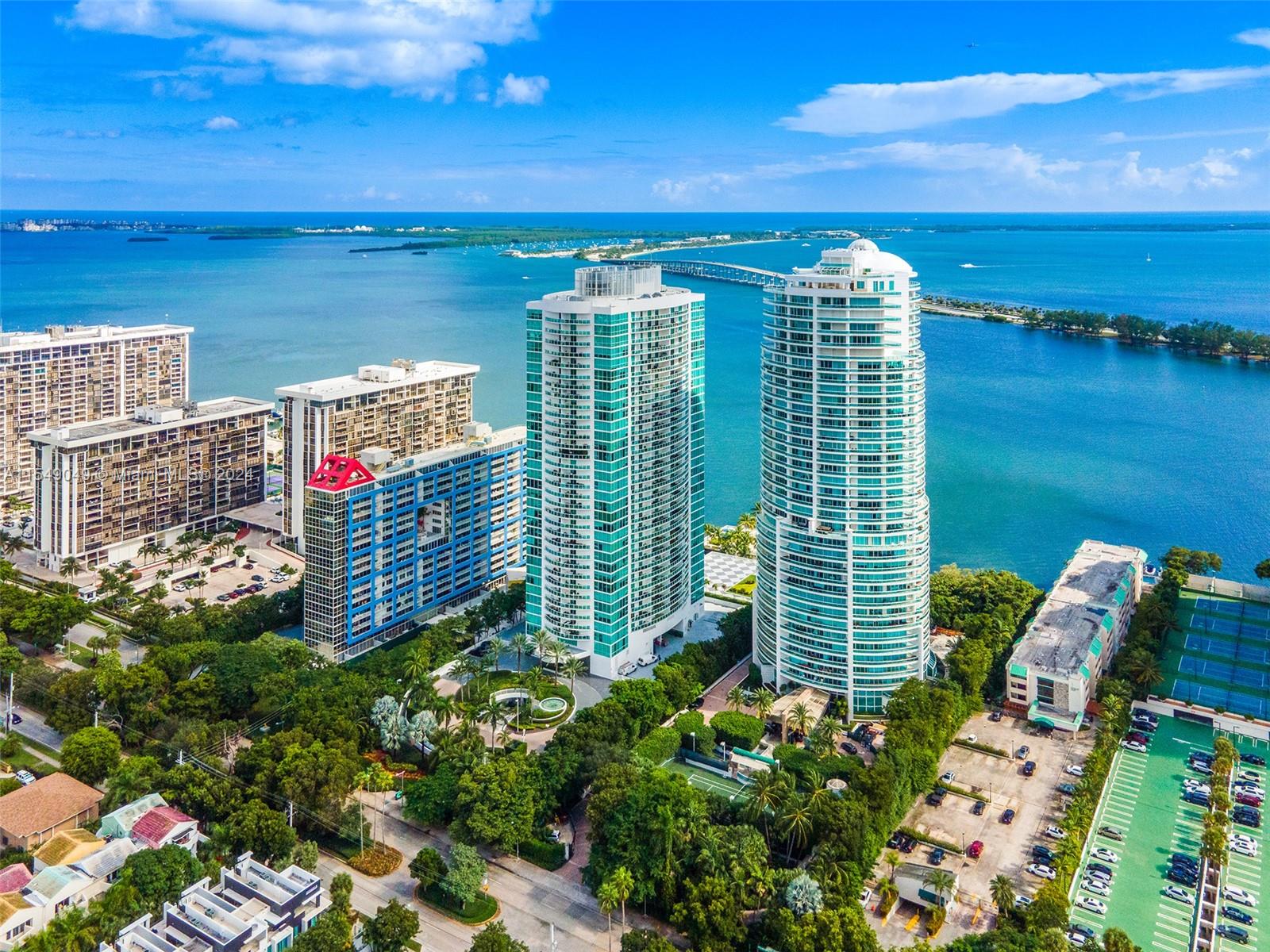 2101 Brickell Ave, Miami, FL, 33129 United States, 2 Bedrooms Bedrooms, ,2 BathroomsBathrooms,Residential,For Sale,Brickell Ave,A11549049