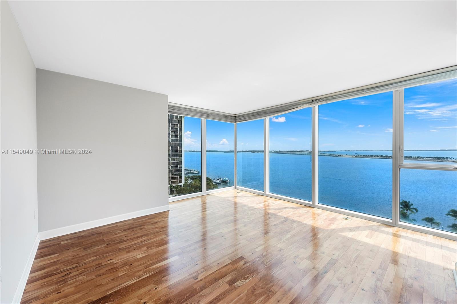 2101 Brickell Ave, Miami, FL, 33129 United States, 2 Bedrooms Bedrooms, ,2 BathroomsBathrooms,Residential,For Sale,Brickell Ave,A11549049