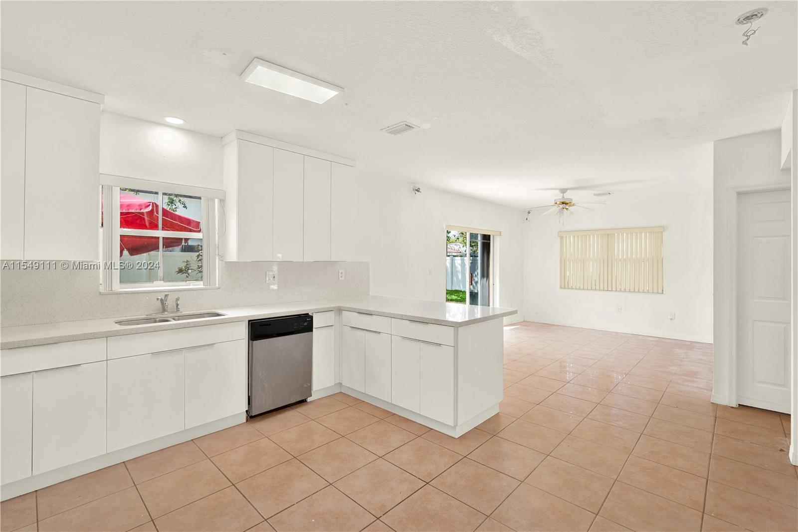 18082 152nd Ct, Miami, FL, 33187 United States, 4 Bedrooms Bedrooms, ,3 BathroomsBathrooms,Residential,For Sale,152nd Ct,A11549111