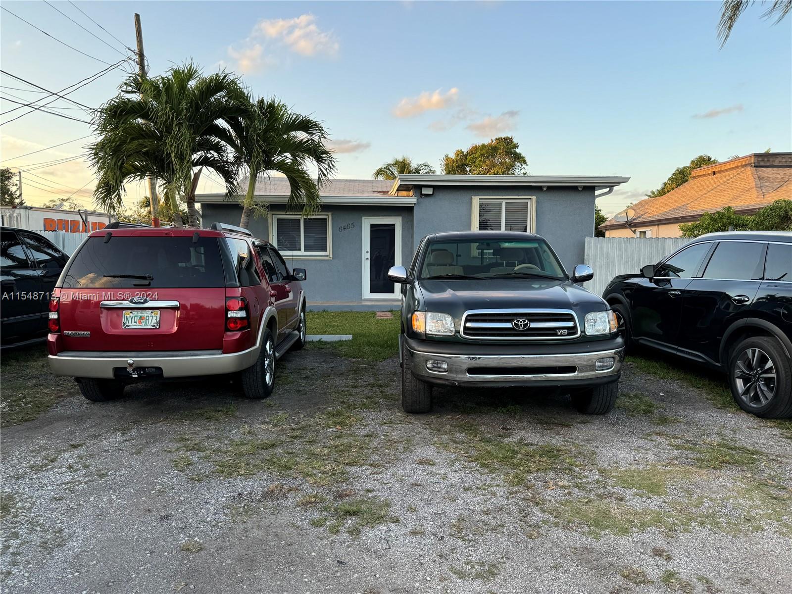 6465 SW 33rd St  For Sale A11548713, FL