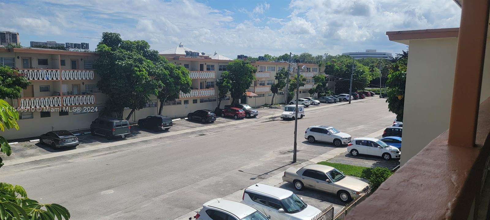 1885 121st St, North Miami, FL, 33181 United States, 1 Bedroom Bedrooms, ,1 BathroomBathrooms,Residential,For Sale,121st St,A11546910