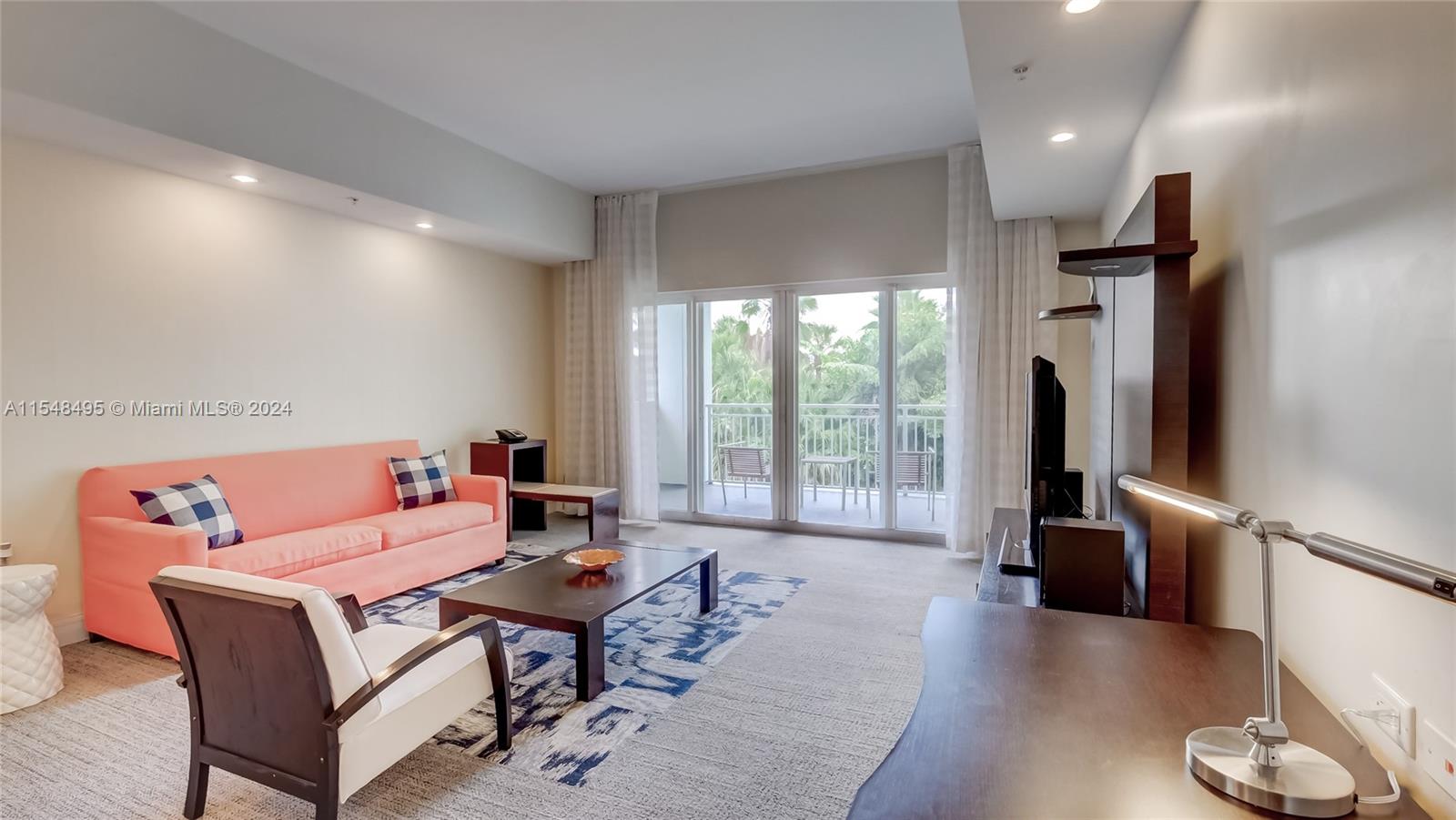 5300 NW 87th Ave 1509, Doral, Florida 33178, 1 Bedroom Bedrooms, ,2 BathroomsBathrooms,Residential,For Sale,5300 NW 87th Ave 1509,A11548495