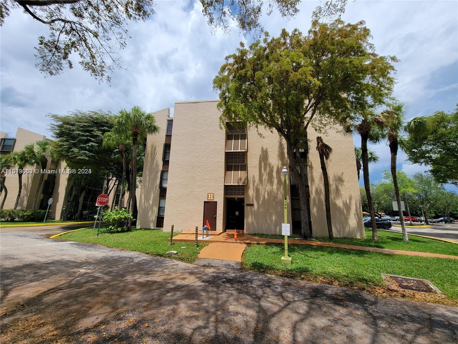 14501 N Kendall Dr 412H, Miami, Florida 33186, 1 Bedroom Bedrooms, ,1 BathroomBathrooms,Residential,For Sale,14501 N Kendall Dr 412H,A11549063